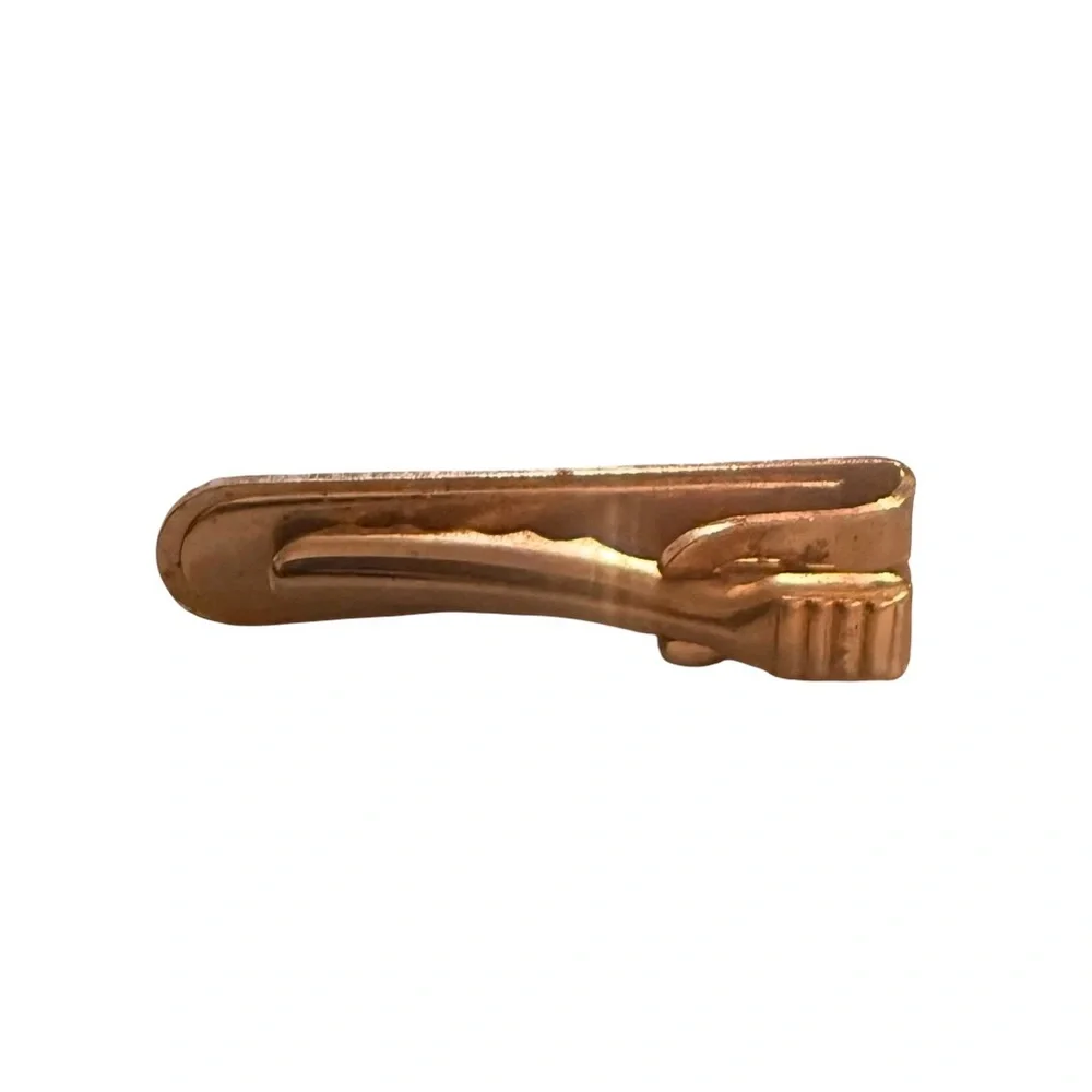 1970’s Tie Clip in Gold with a Carved Blue Design, 1.4”‎ Long
